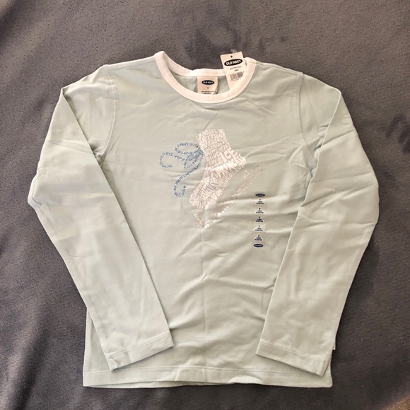New Old Navy Long Sleeve Girls Graphic Tee with Ice Skate - Picture 2 of 4